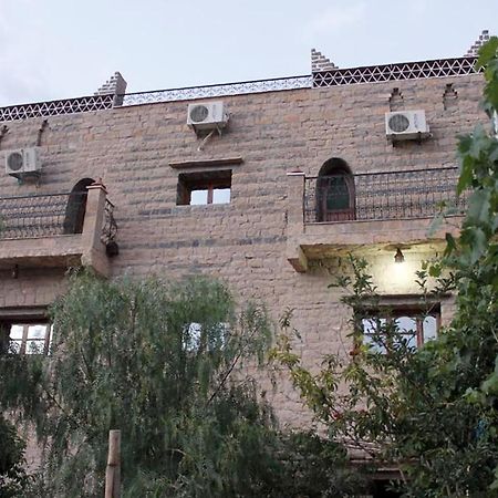 Maison La Lune Des Gorges Тингир Экстерьер фото