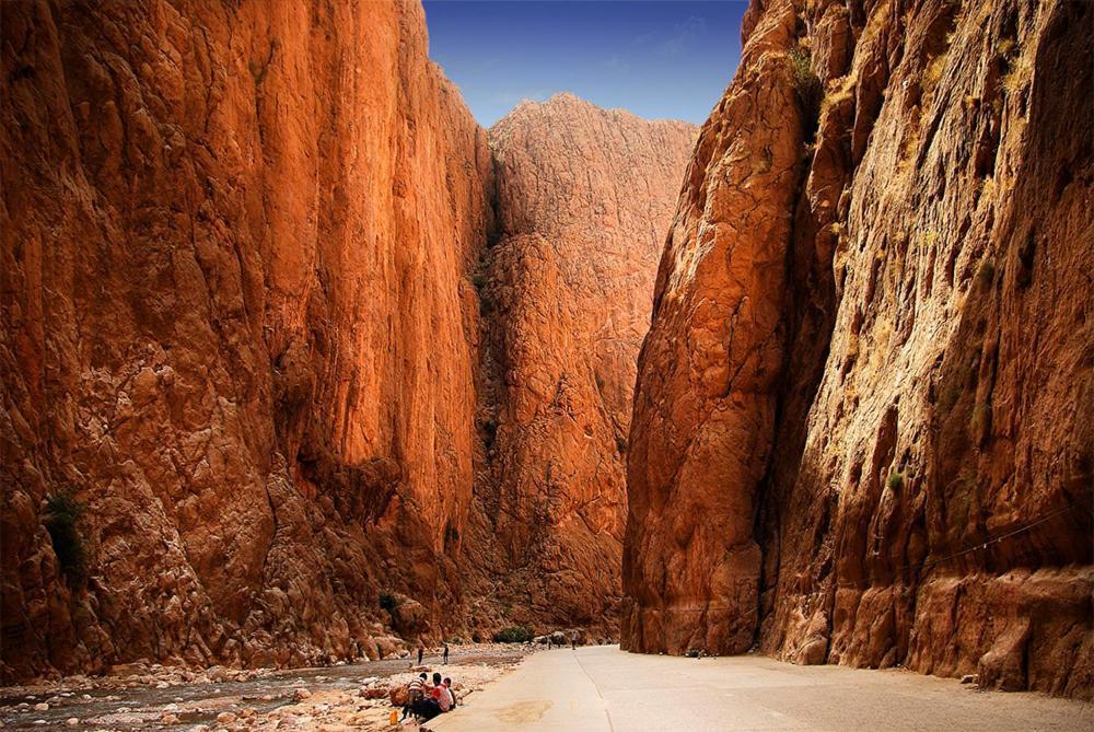 Maison La Lune Des Gorges Тингир Экстерьер фото